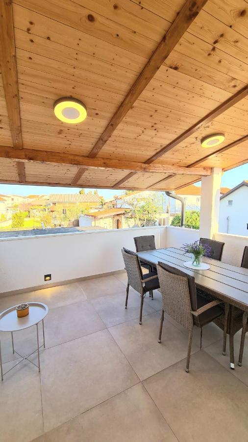 Family Oasis Apartment Zukve Vrsi Dış mekan fotoğraf
